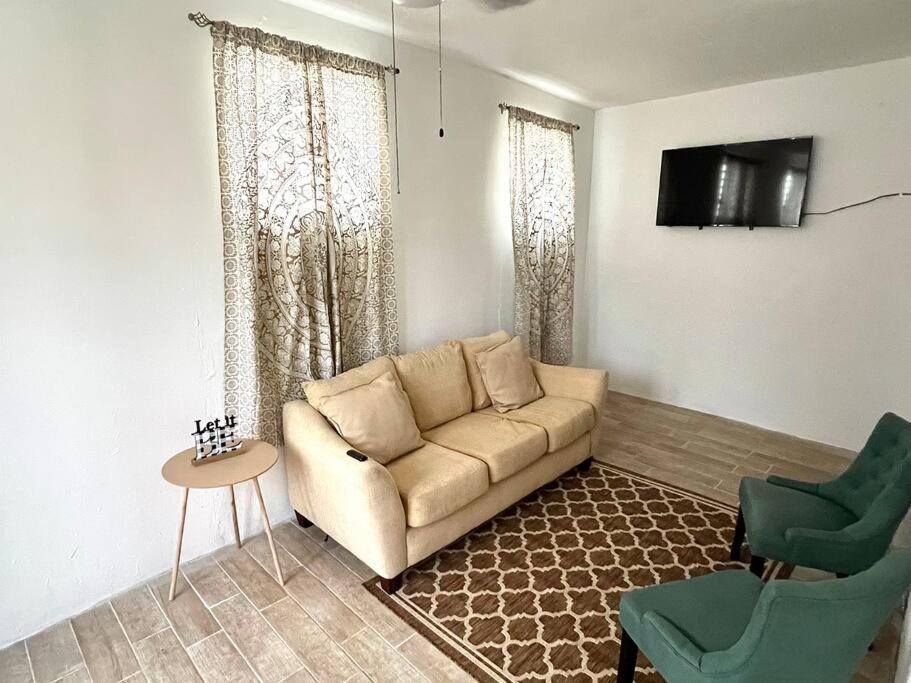 Zen 2br Near Beaches And Attractions Apartamento *